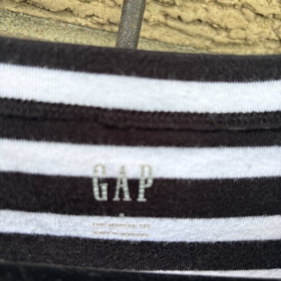 Gap Boatneck striped shirt  Small - Picture 2 of 2